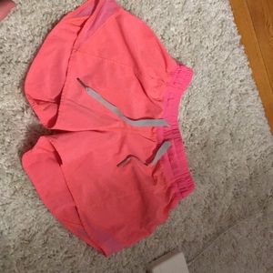 Lululemon Hotty Hot short long!